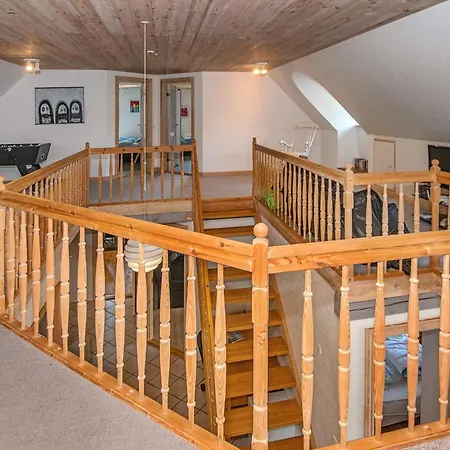 Luxury Retreat With Hot Tub - By Traum