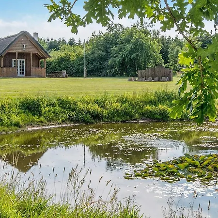 Luxury Retreat With Hot Tub - By Traum 度假居