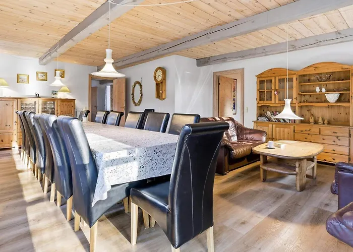 Vakantiehuis Luxury Retreat With Hot Tub - By Traum *